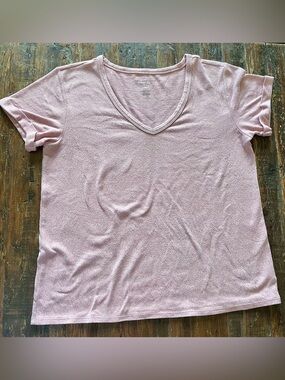 American Eagle Light Pink Soft Sexy Plush V-Neck Short Sleeve Tee Sz M